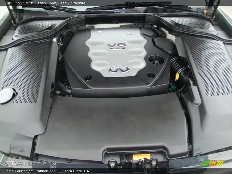 Ivory Pearl / Graphite 2006 Infiniti M 35 Sedan