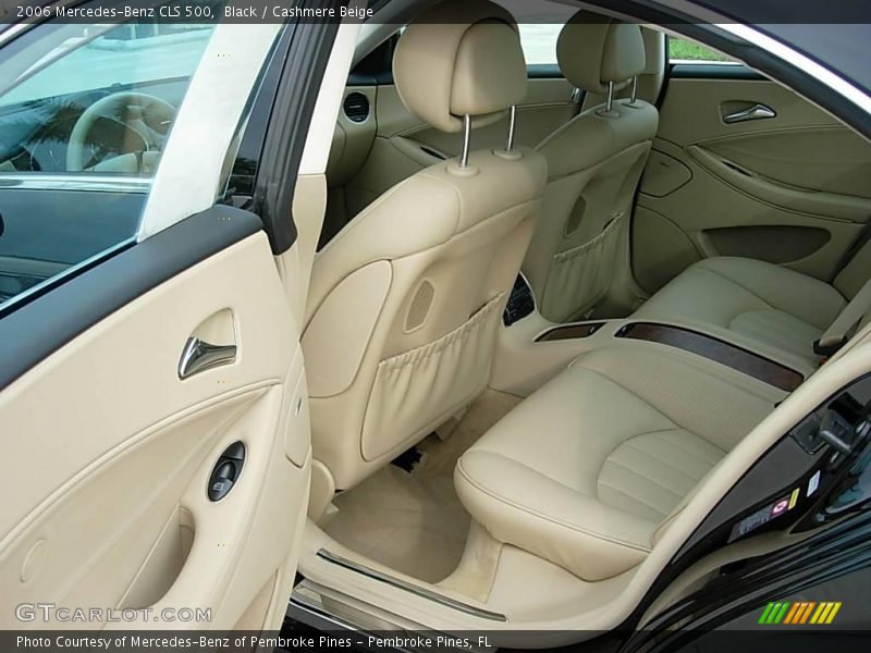 Black / Cashmere Beige 2006 Mercedes-Benz CLS 500