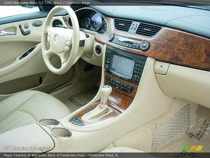 Black / Cashmere Beige 2006 Mercedes-Benz CLS 500