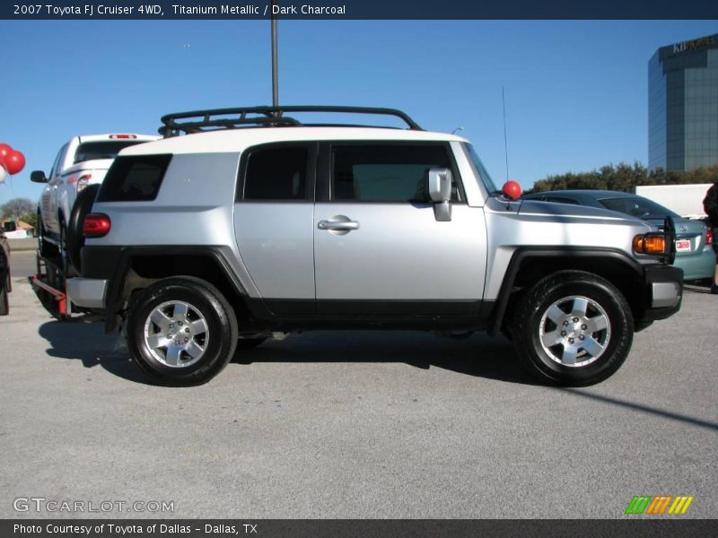 Titanium Metallic / Dark Charcoal 2007 Toyota FJ Cruiser 4WD