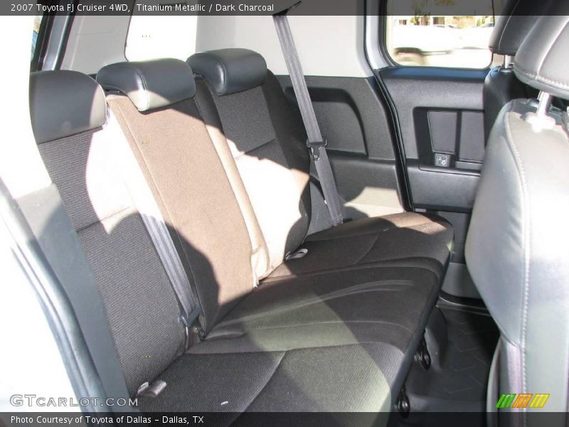Titanium Metallic / Dark Charcoal 2007 Toyota FJ Cruiser 4WD