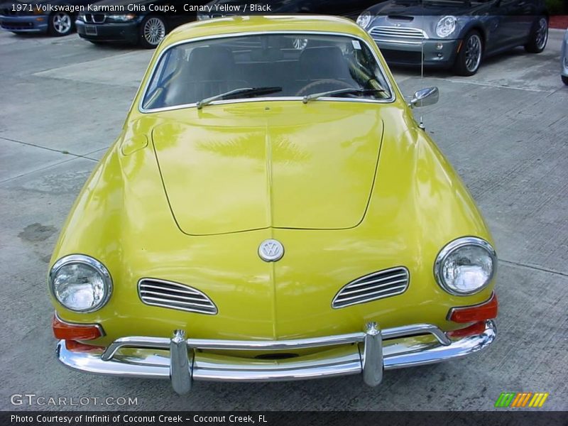 Canary Yellow / Black 1971 Volkswagen Karmann Ghia Coupe
