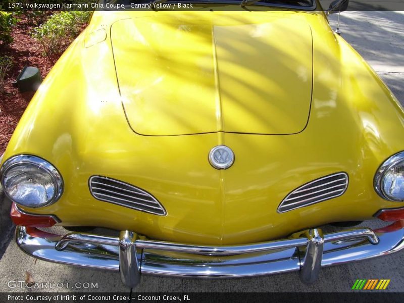 Canary Yellow / Black 1971 Volkswagen Karmann Ghia Coupe