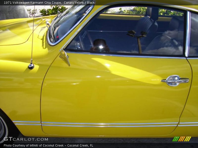 Canary Yellow / Black 1971 Volkswagen Karmann Ghia Coupe