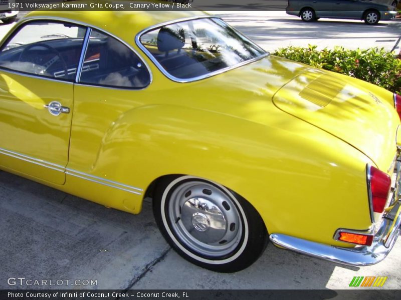 Canary Yellow / Black 1971 Volkswagen Karmann Ghia Coupe