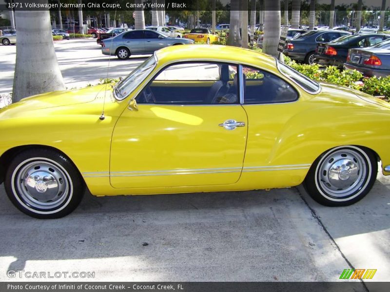 Canary Yellow / Black 1971 Volkswagen Karmann Ghia Coupe