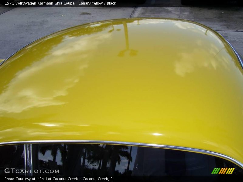 Canary Yellow / Black 1971 Volkswagen Karmann Ghia Coupe