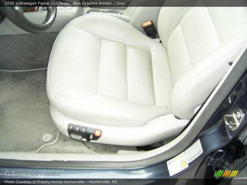 Blue Graphite Metallic / Grey 2005 Volkswagen Passat GLX Sedan