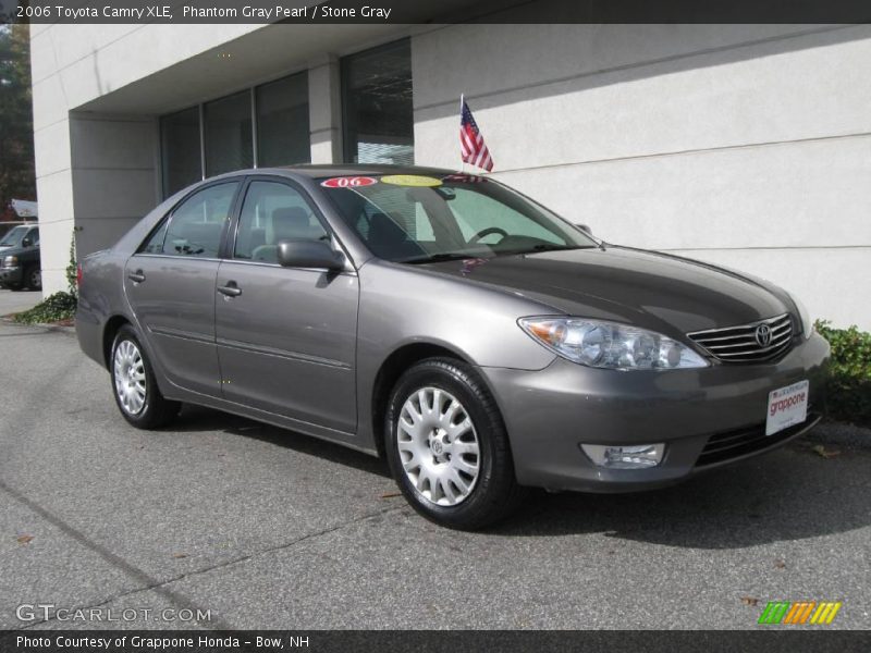 Phantom Gray Pearl / Stone Gray 2006 Toyota Camry XLE