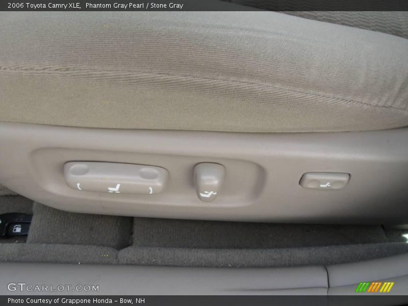 Phantom Gray Pearl / Stone Gray 2006 Toyota Camry XLE