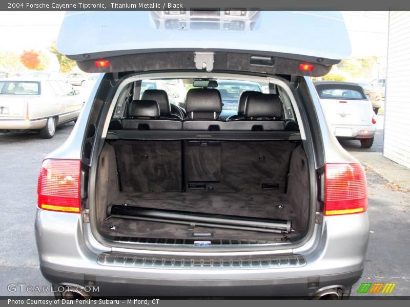 Titanium Metallic / Black 2004 Porsche Cayenne Tiptronic