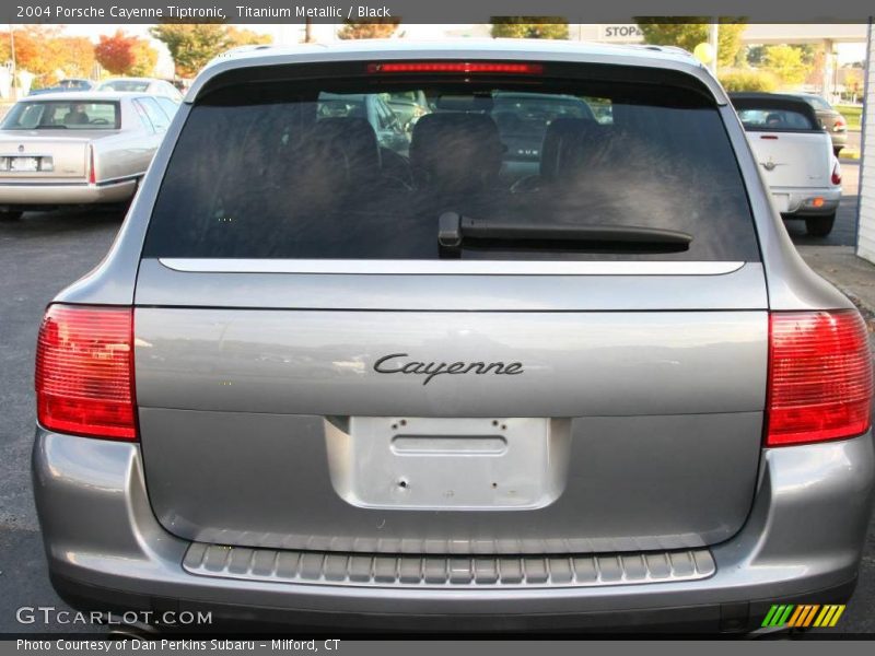 Titanium Metallic / Black 2004 Porsche Cayenne Tiptronic