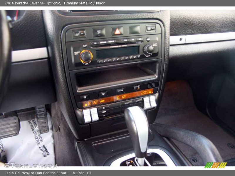Titanium Metallic / Black 2004 Porsche Cayenne Tiptronic
