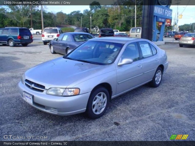 Silver Metallic / Grey 1999 Nissan Altima GXE