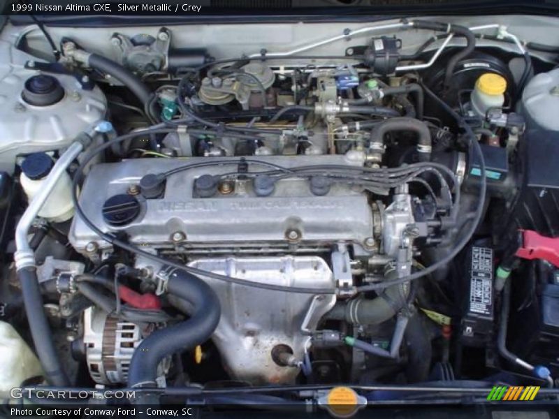 Silver Metallic / Grey 1999 Nissan Altima GXE