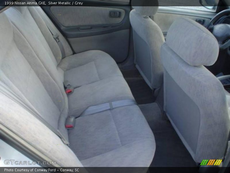Silver Metallic / Grey 1999 Nissan Altima GXE