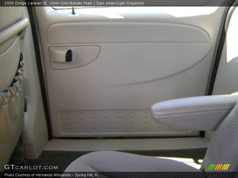 Linen Gold Metallic Pearl / Dark Khaki/Light Graystone 2006 Dodge Caravan SE