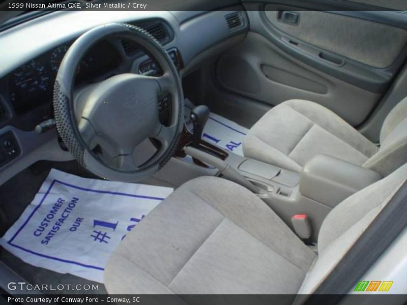 Silver Metallic / Grey 1999 Nissan Altima GXE