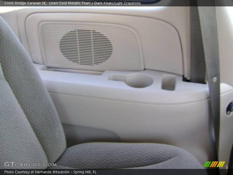 Linen Gold Metallic Pearl / Dark Khaki/Light Graystone 2006 Dodge Caravan SE