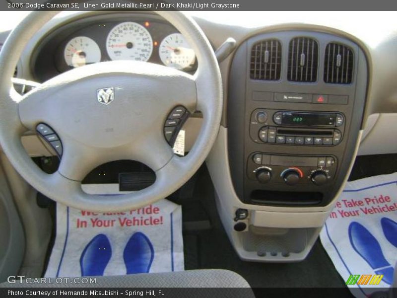 Linen Gold Metallic Pearl / Dark Khaki/Light Graystone 2006 Dodge Caravan SE
