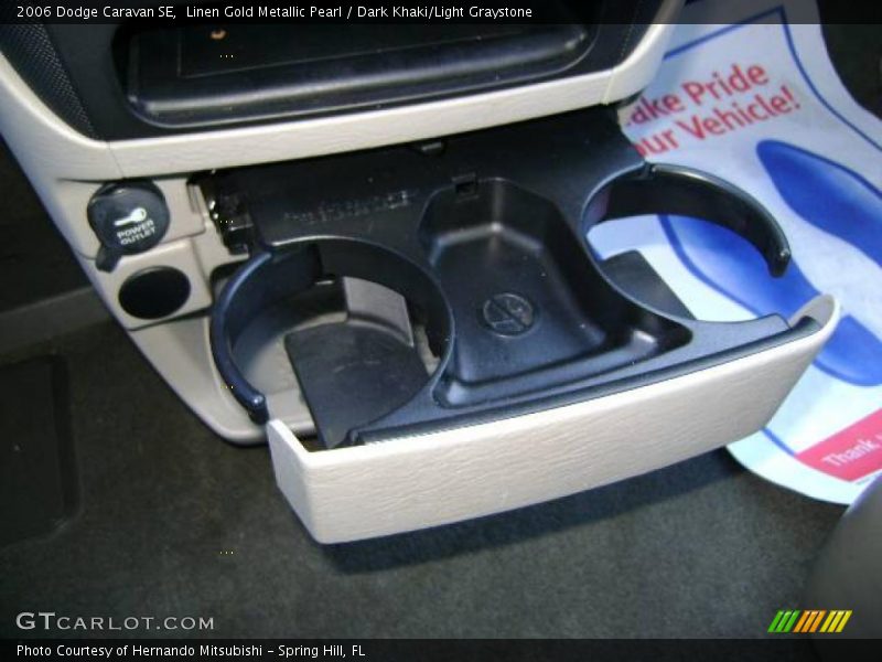 Linen Gold Metallic Pearl / Dark Khaki/Light Graystone 2006 Dodge Caravan SE