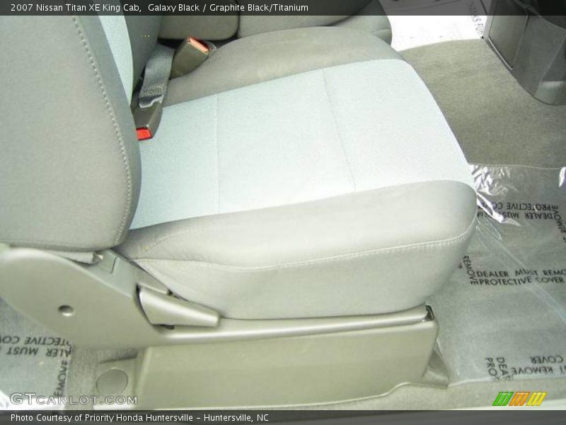 Galaxy Black / Graphite Black/Titanium 2007 Nissan Titan XE King Cab