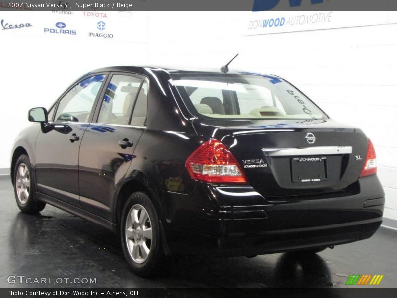 Super Black / Beige 2007 Nissan Versa SL