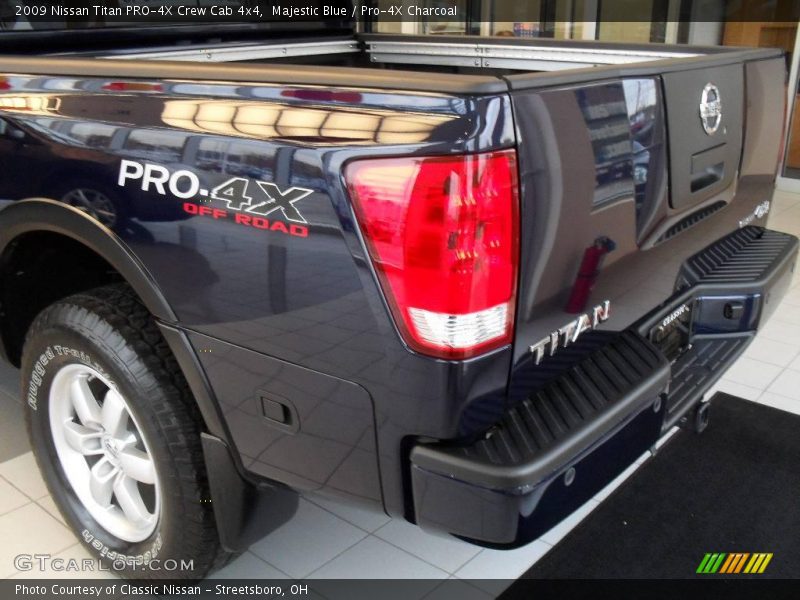 Majestic Blue / Pro-4X Charcoal 2009 Nissan Titan PRO-4X Crew Cab 4x4