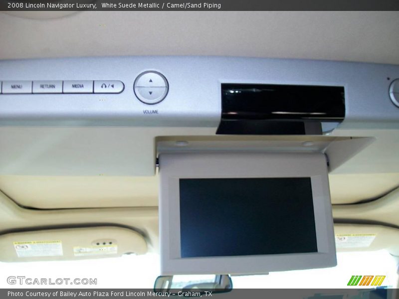 White Suede Metallic / Camel/Sand Piping 2008 Lincoln Navigator Luxury