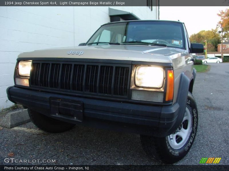 Light Champagne Beige Metallic / Beige 1994 Jeep Cherokee Sport 4x4