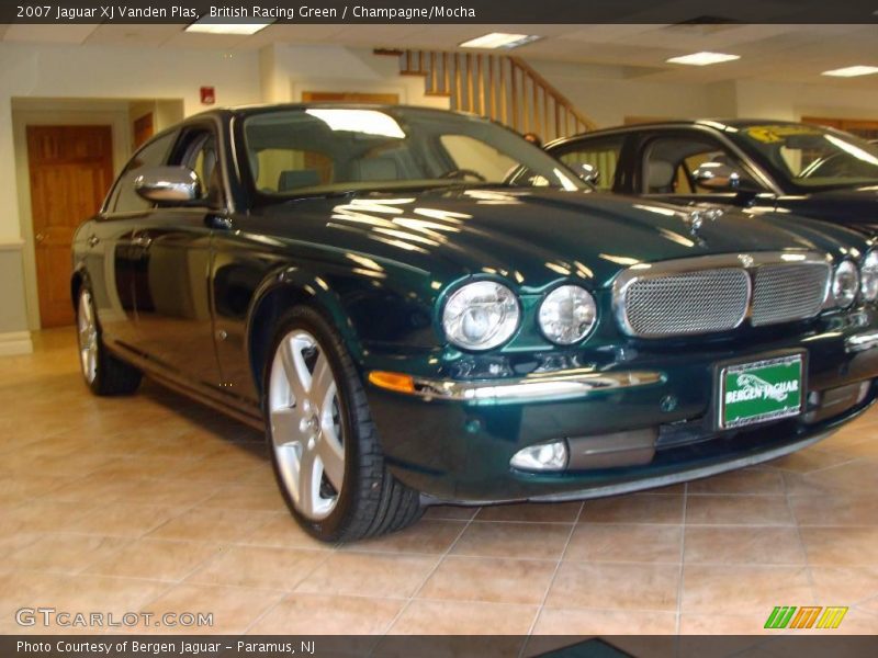 British Racing Green / Champagne/Mocha 2007 Jaguar XJ Vanden Plas