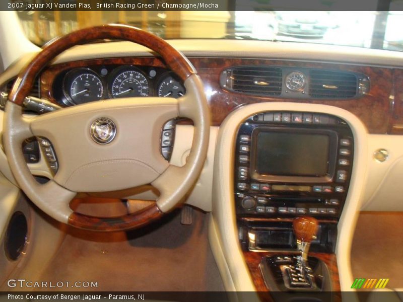 British Racing Green / Champagne/Mocha 2007 Jaguar XJ Vanden Plas
