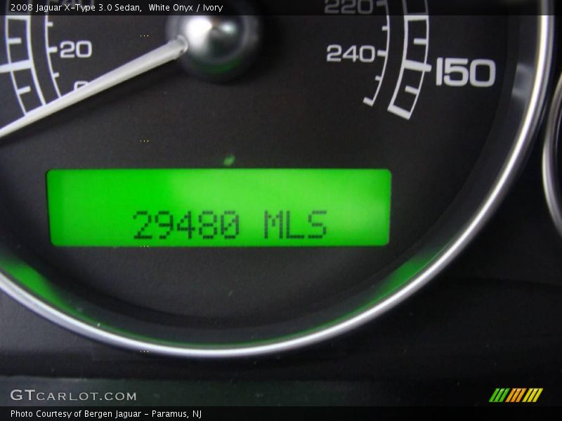 White Onyx / Ivory 2008 Jaguar X-Type 3.0 Sedan