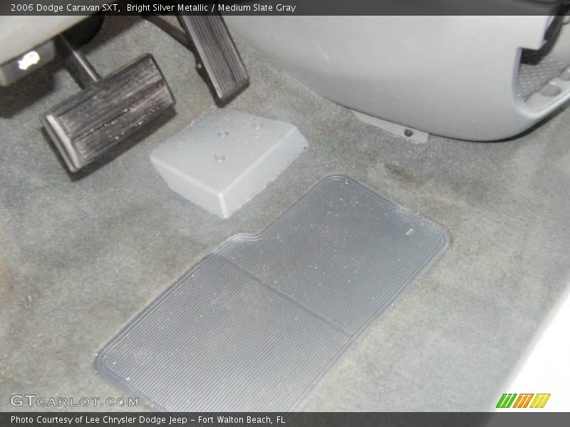 Bright Silver Metallic / Medium Slate Gray 2006 Dodge Caravan SXT