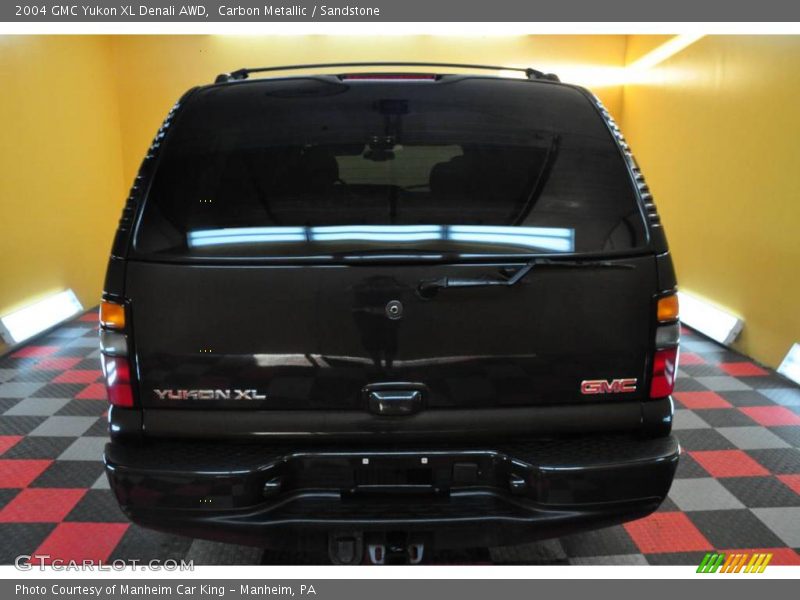Carbon Metallic / Sandstone 2004 GMC Yukon XL Denali AWD
