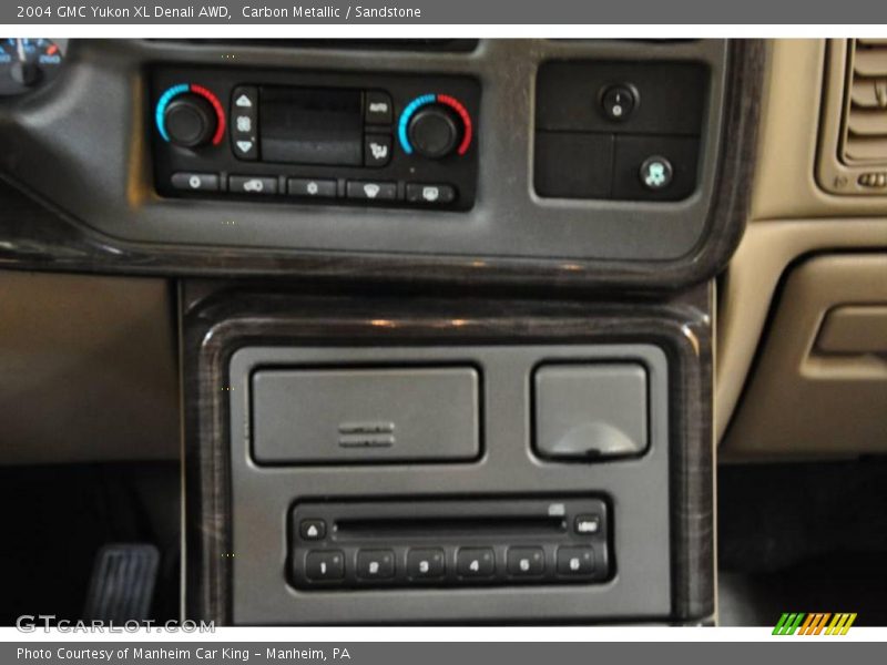 Carbon Metallic / Sandstone 2004 GMC Yukon XL Denali AWD