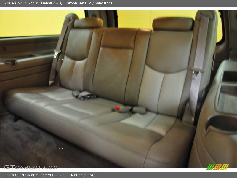 Carbon Metallic / Sandstone 2004 GMC Yukon XL Denali AWD