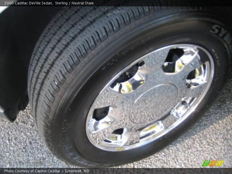 Sterling / Neutral Shale 2000 Cadillac DeVille Sedan