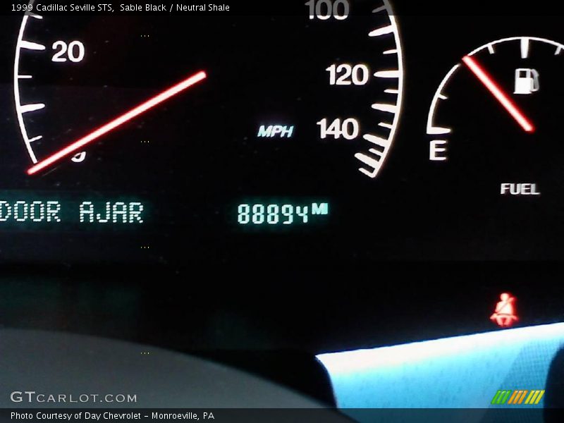 Sable Black / Neutral Shale 1999 Cadillac Seville STS