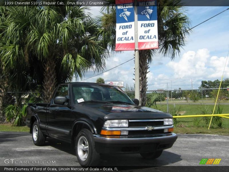 Onyx Black / Graphite 1999 Chevrolet S10 LS Regular Cab