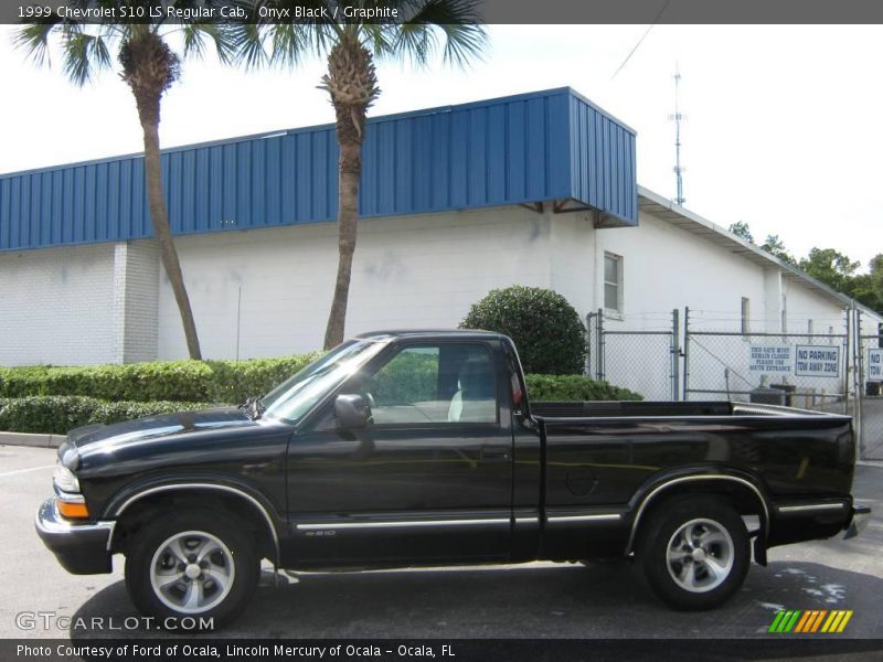 Onyx Black / Graphite 1999 Chevrolet S10 LS Regular Cab