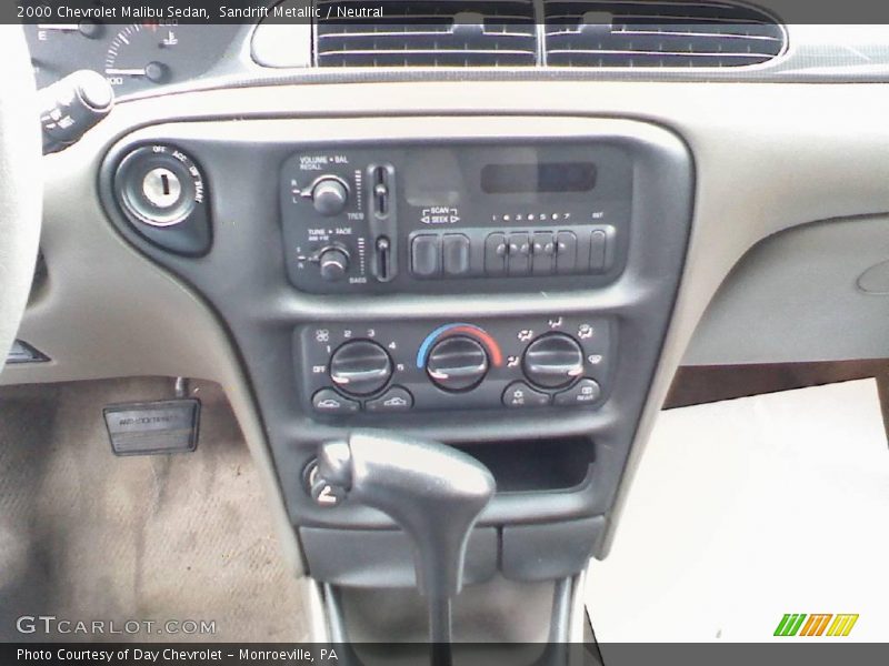 Sandrift Metallic / Neutral 2000 Chevrolet Malibu Sedan
