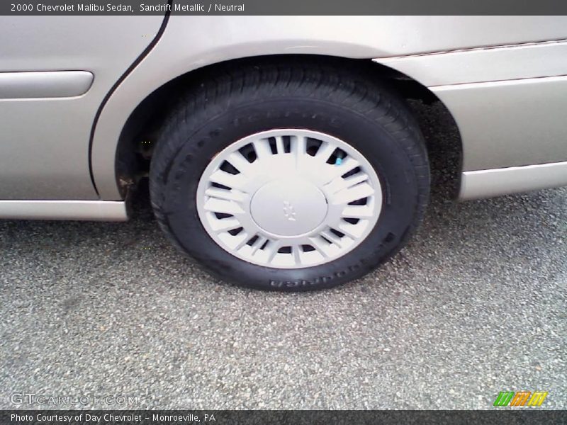 Sandrift Metallic / Neutral 2000 Chevrolet Malibu Sedan