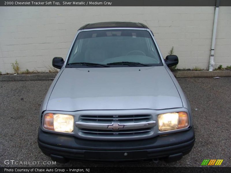 Silver Metallic / Medium Gray 2000 Chevrolet Tracker Soft Top