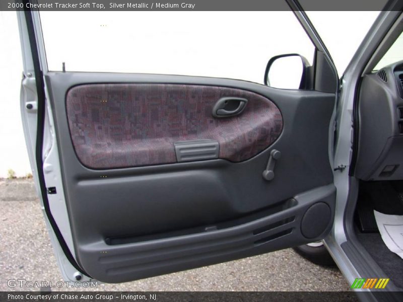 Silver Metallic / Medium Gray 2000 Chevrolet Tracker Soft Top