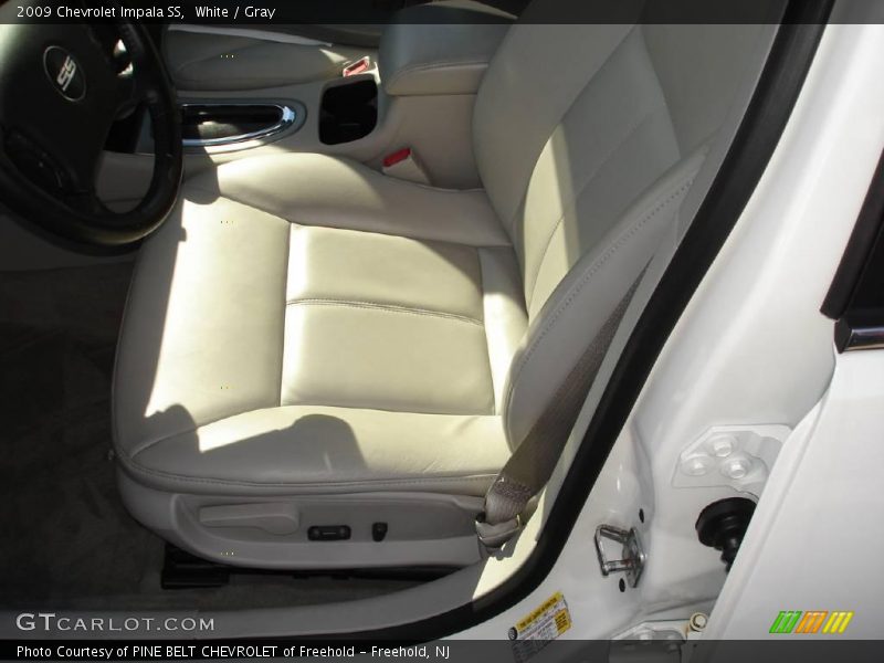 White / Gray 2009 Chevrolet Impala SS