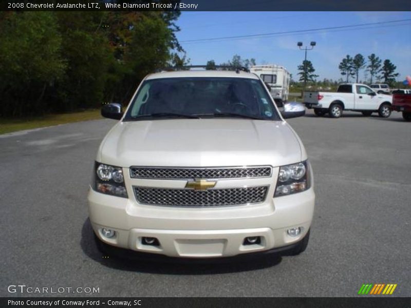 White Diamond Tricoat / Ebony 2008 Chevrolet Avalanche LTZ