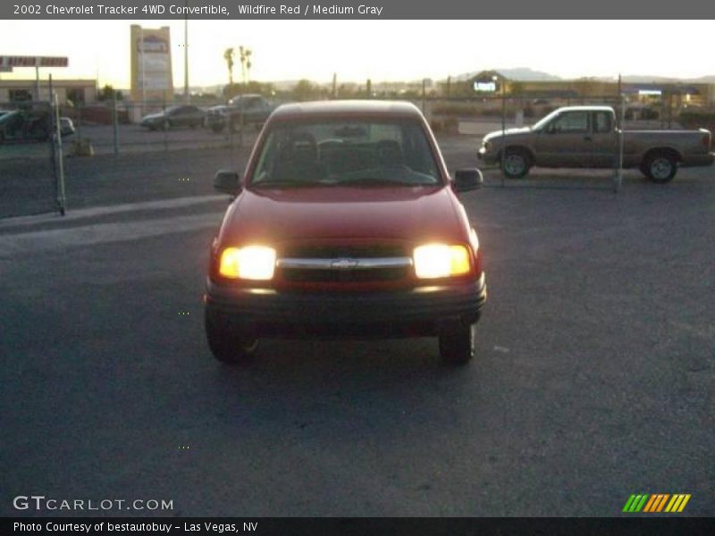 Wildfire Red / Medium Gray 2002 Chevrolet Tracker 4WD Convertible