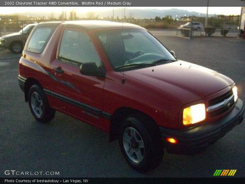 Wildfire Red / Medium Gray 2002 Chevrolet Tracker 4WD Convertible