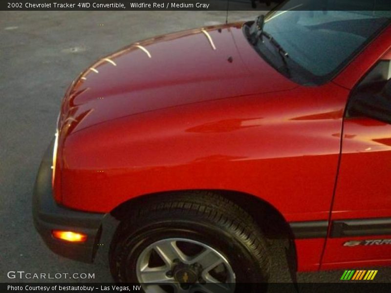 Wildfire Red / Medium Gray 2002 Chevrolet Tracker 4WD Convertible